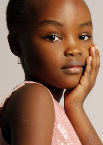 Yusra Ntamba niña modelo negra Broadway Model