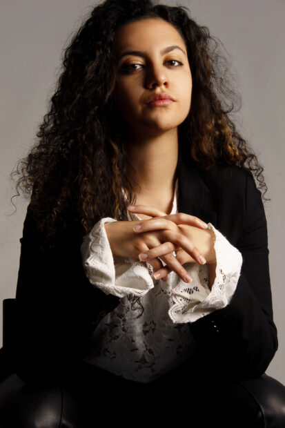Samira Ahmed-Dahmani Promotora Broadway Model